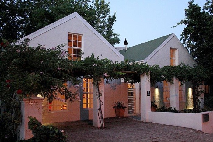 Cedrics Country Lodge Greyton